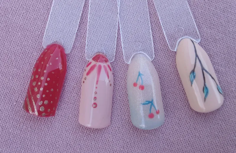 Décoration de l'ongle - Élaborée - Détail 1